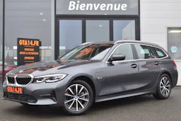 BMW Série 3 Touring Touring 320e xDrive 204 ch BVA8 G21 Business Design occasion - Photo 1