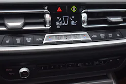 BMW Série 3 Touring Touring 320e xDrive 204 ch BVA8 G21 Business Design occasion - Photo 13