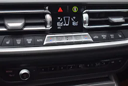 BMW Série 3 Touring  Touring 320e xDrive 204 ch BVA8 G21 Business Design occasion - Photo 13