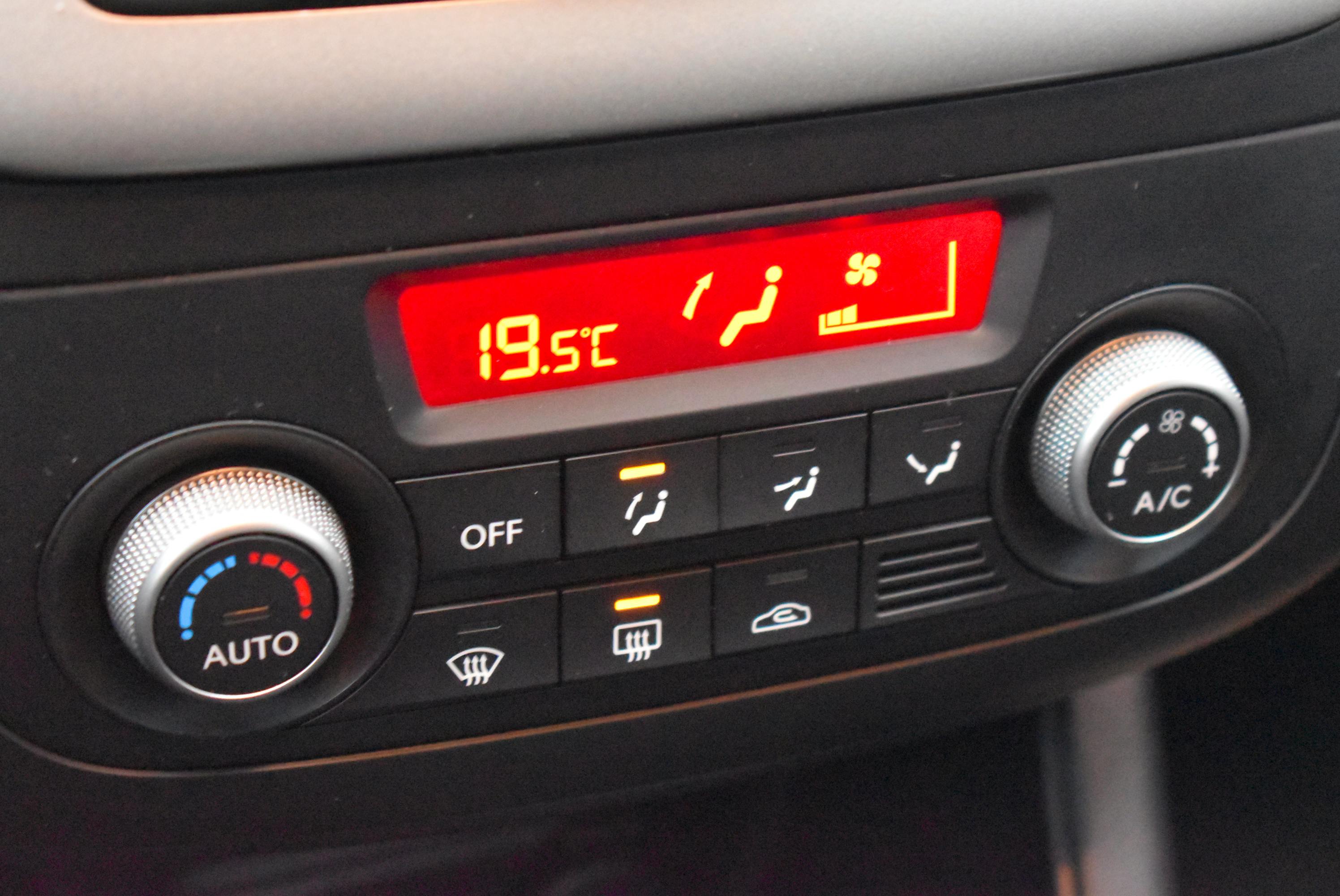 Kia Venga  1.4 90CH ACTIVE ISG occasion - Photo 13