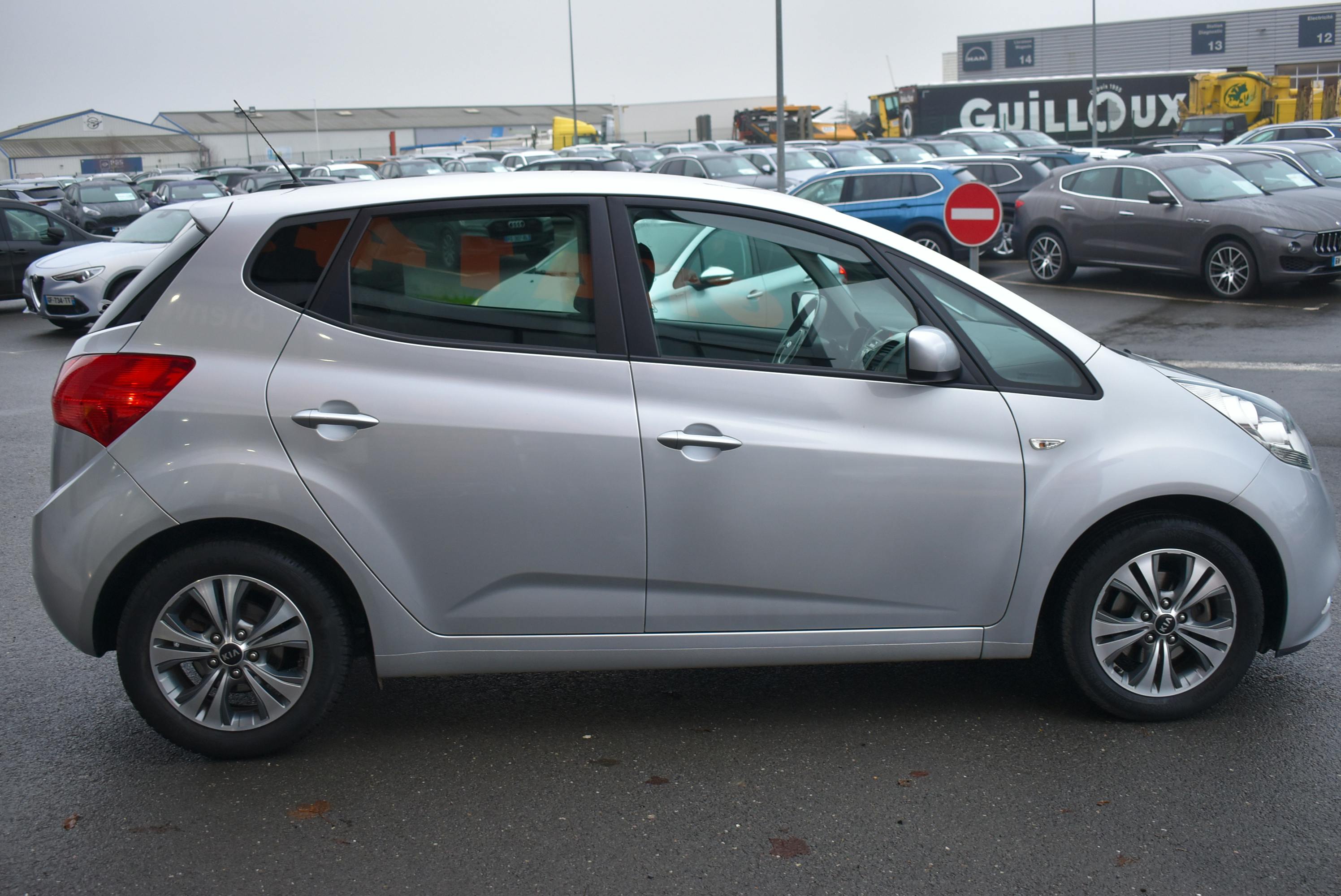 Kia Venga  1.4 90CH ACTIVE ISG occasion - Photo 4