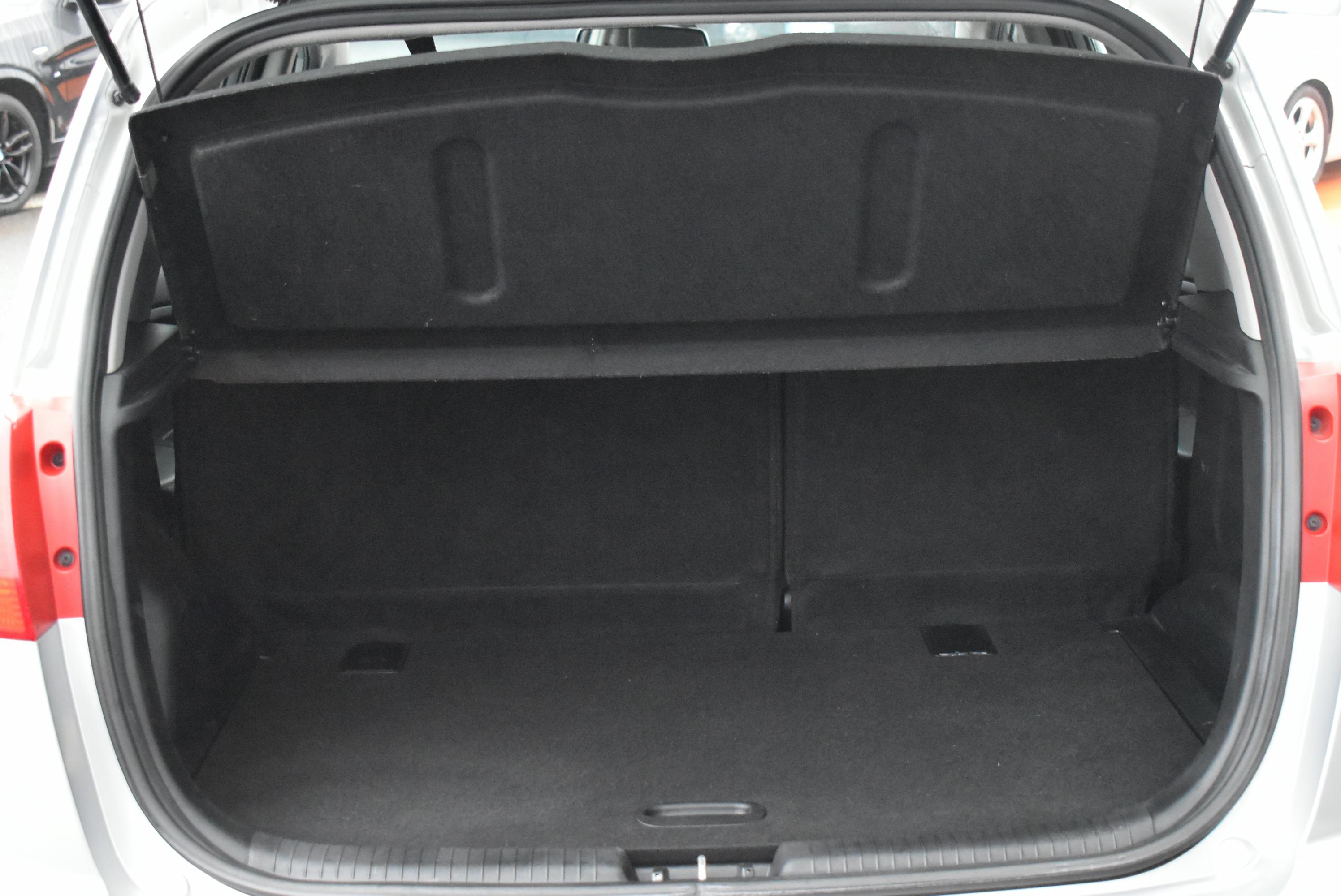 Kia Venga  1.4 90CH ACTIVE ISG occasion - Photo 9