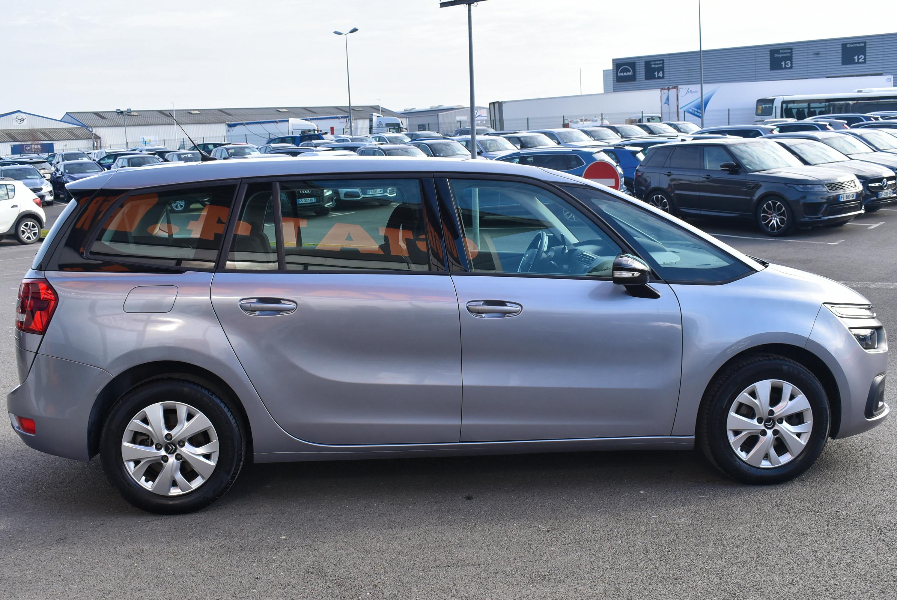 Citroën Grand C4 Spacetourer  BLUEHDI 130CH S&S BUSINESS EAT8 E6.D occasion - Photo 4