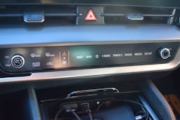 Kia Sportage  1.6 T-GDI 265CH PHEV DESIGN BVA6 4X4 occasion - Photo 29