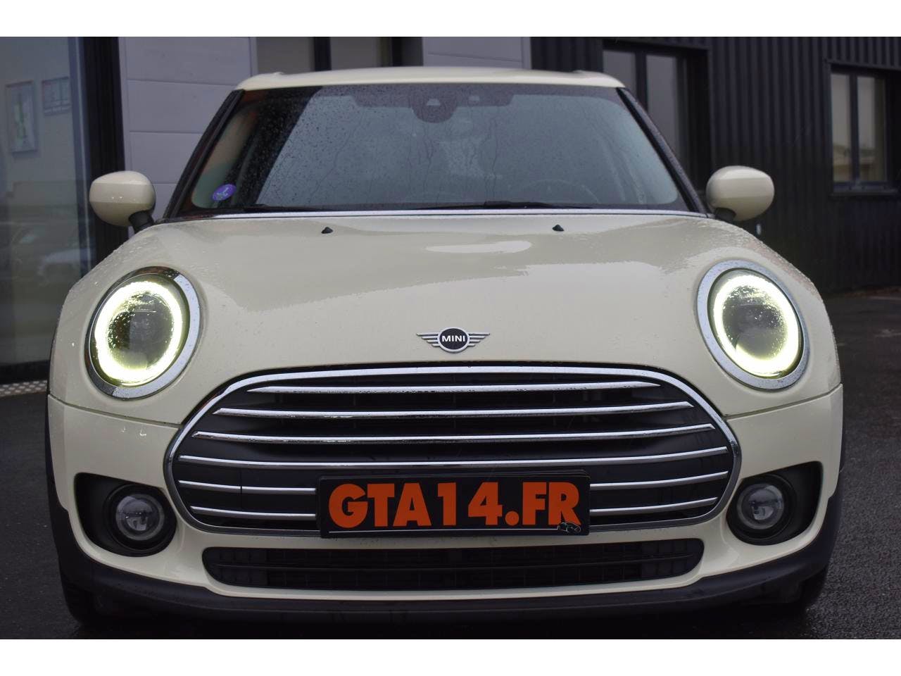 Mini Mini Clubman  ONE  102CH BUSINESS DESIGN BVA7 5CV occasion - Photo 17