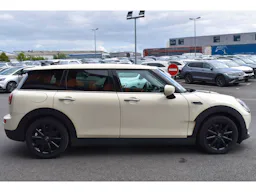 Mini Mini Clubman  One 102 ch DKG7 Finition Business Design occasion - Photo 3