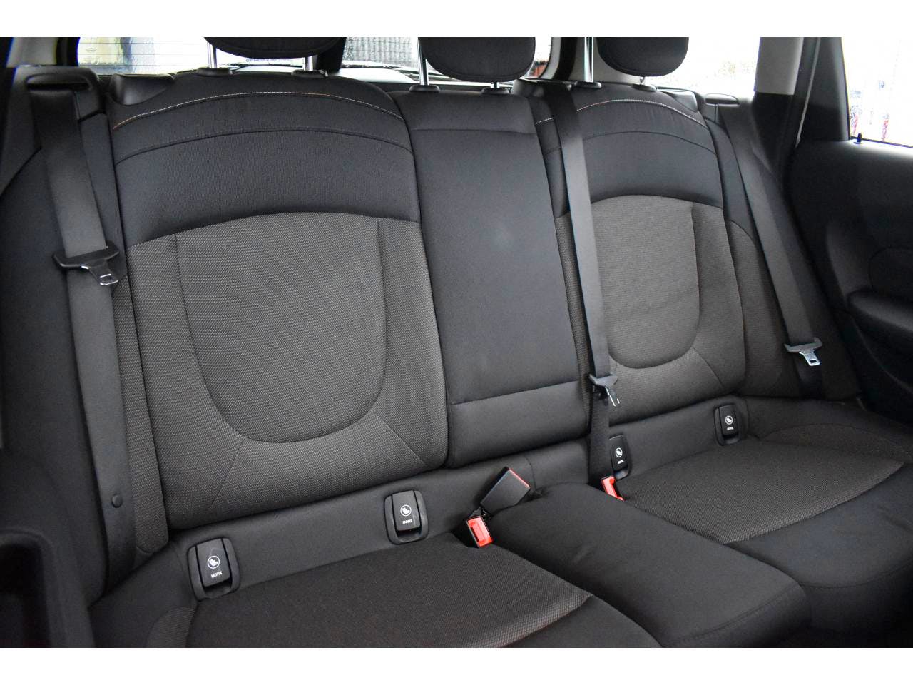 Mini Mini Clubman  ONE  102CH BUSINESS DESIGN BVA7 5CV occasion - Photo 5