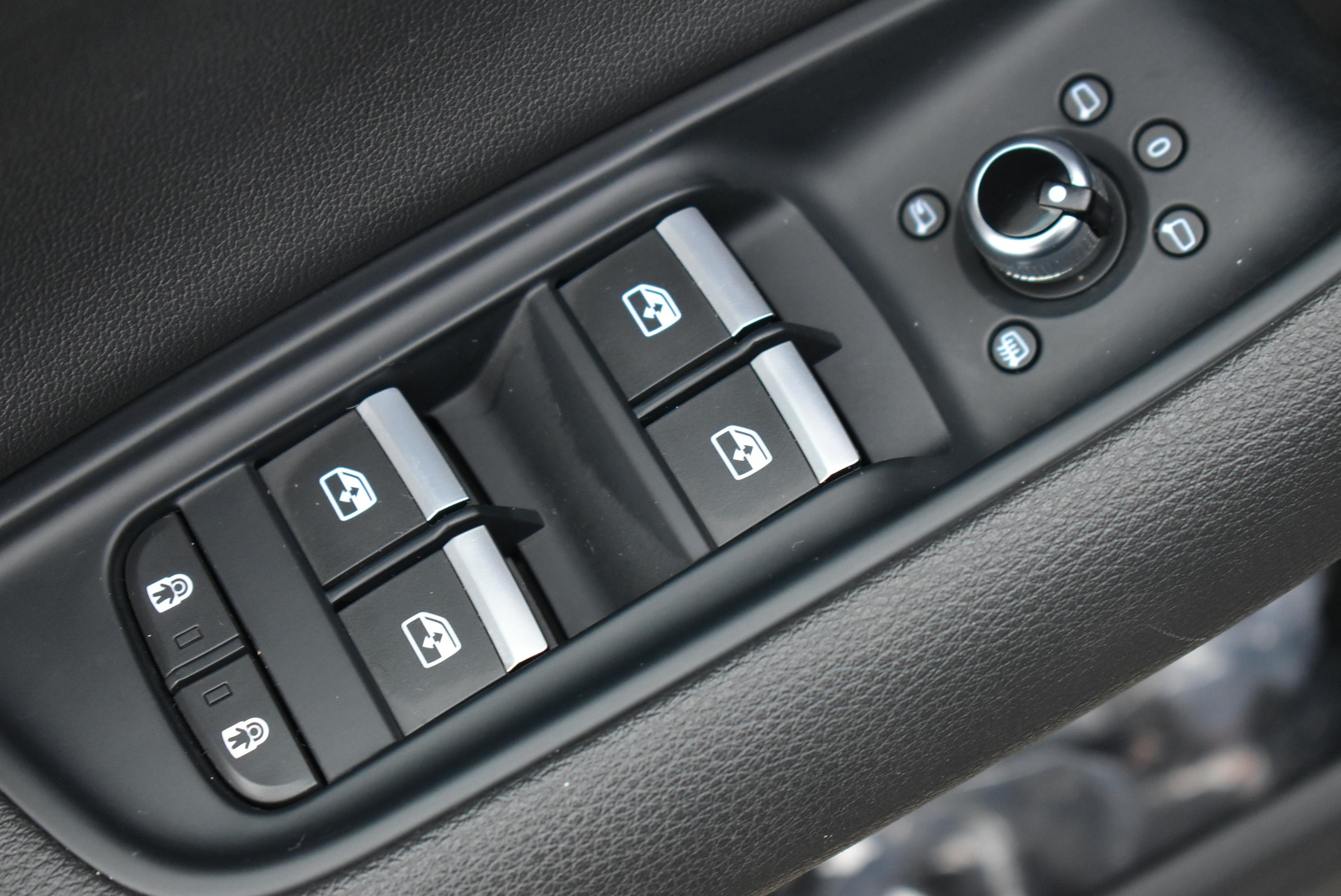 Audi Q7  55 TFSI E 380CH ADVANCED QUATTRO TIPTRONIC 5 PLACES occasion - Photo 11