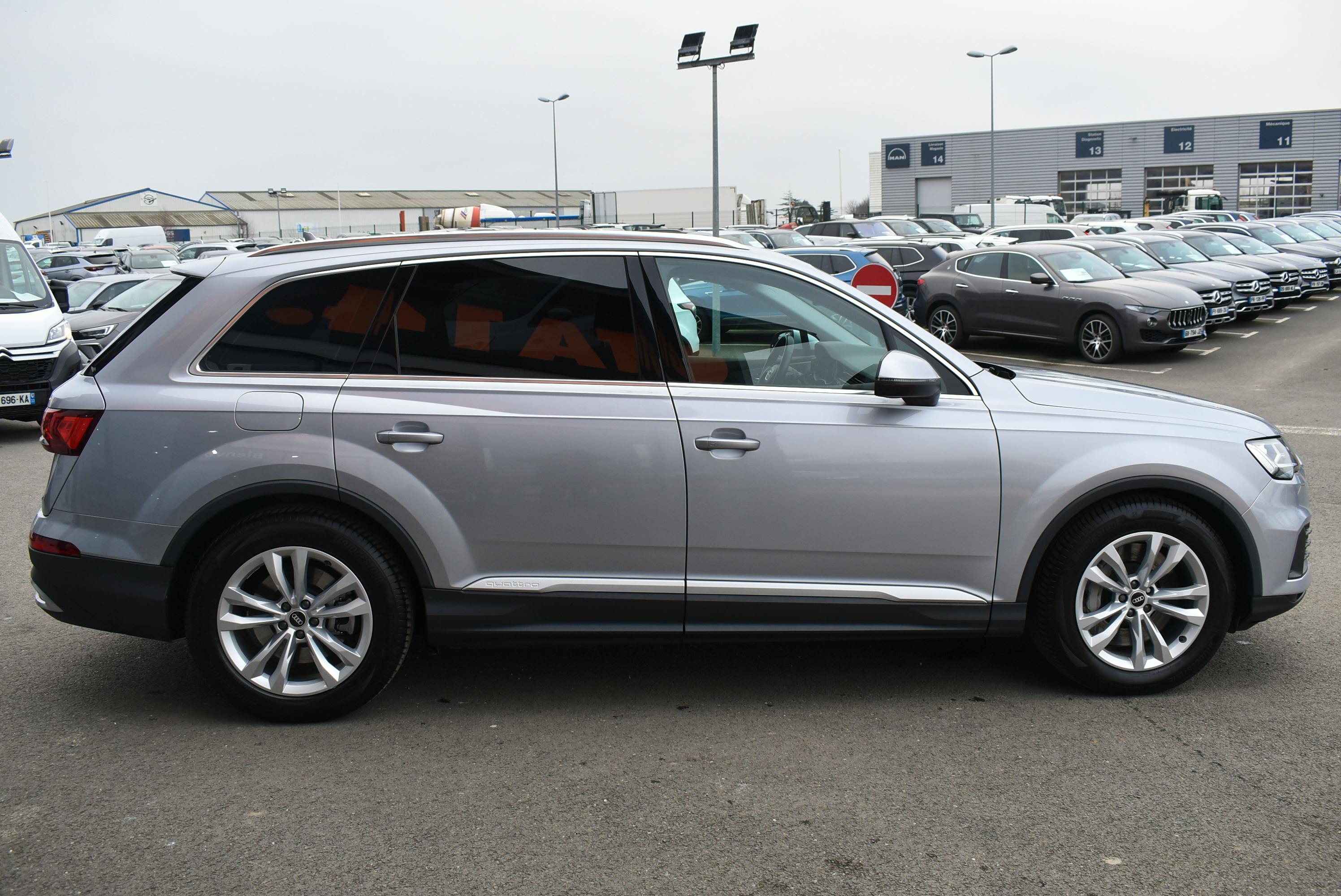 Audi Q7  55 TFSI E 380CH ADVANCED QUATTRO TIPTRONIC 5 PLACES occasion - Photo 4