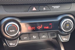 Kia Stonic  1.0 T-GDI 100CH GT LINE BUSINESS occasion - Photo 13