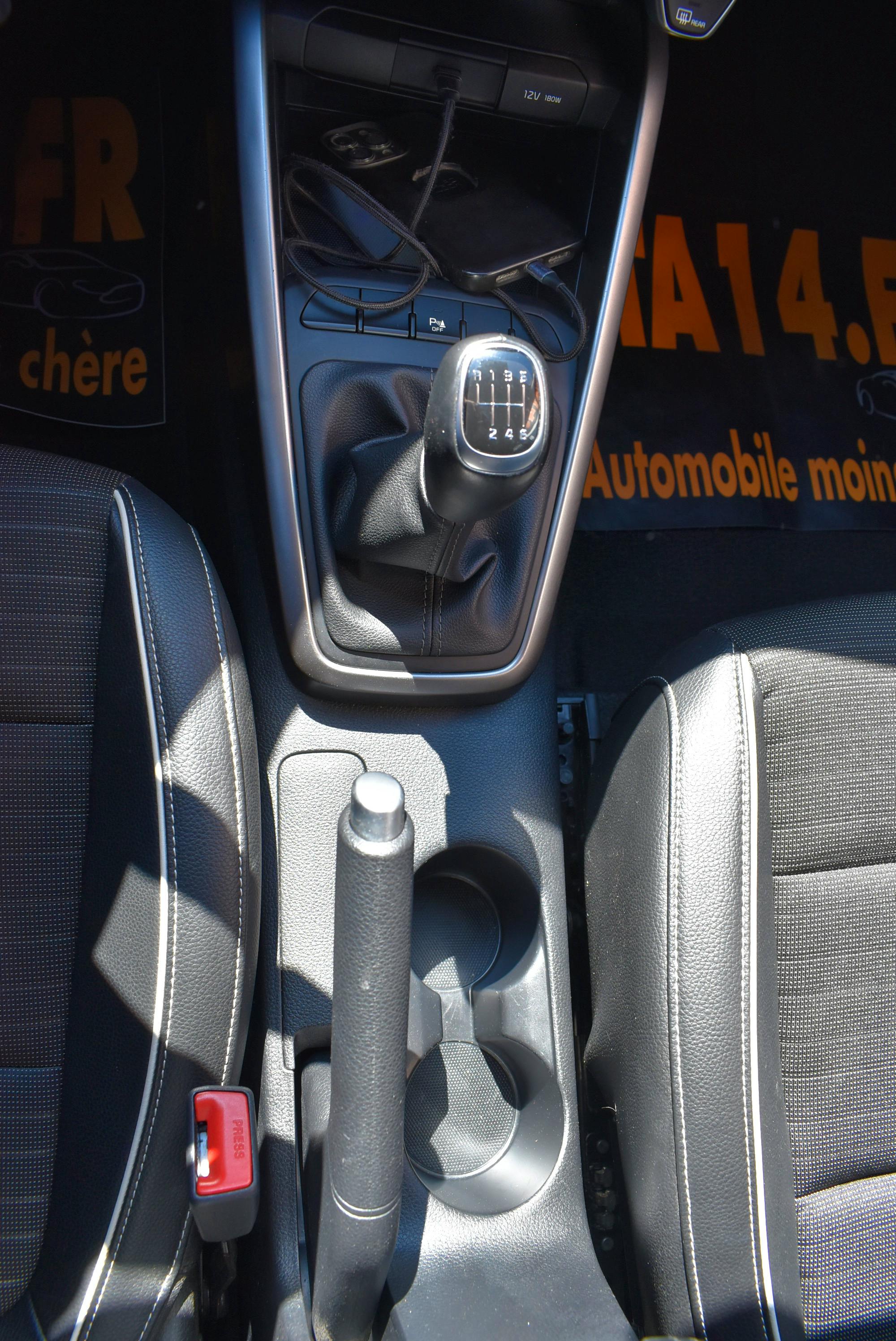 Kia Stonic  1.0 T-GDI 100CH GT LINE BUSINESS occasion - Photo 14