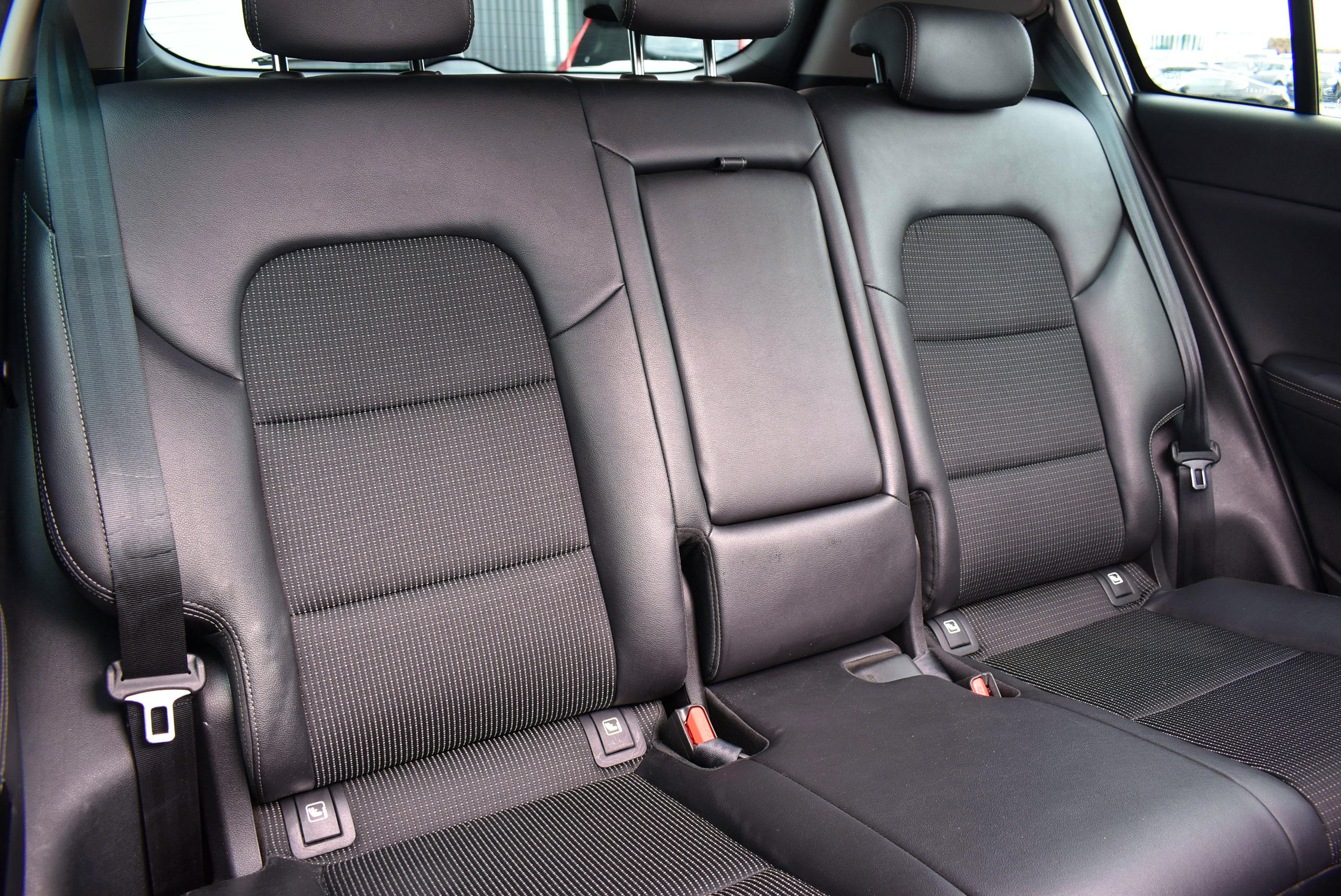 Kia Sportage  1.6 CRDI 136CH MHEV BLACK EDITION BUSINESS 4X2 occasion - Photo 5
