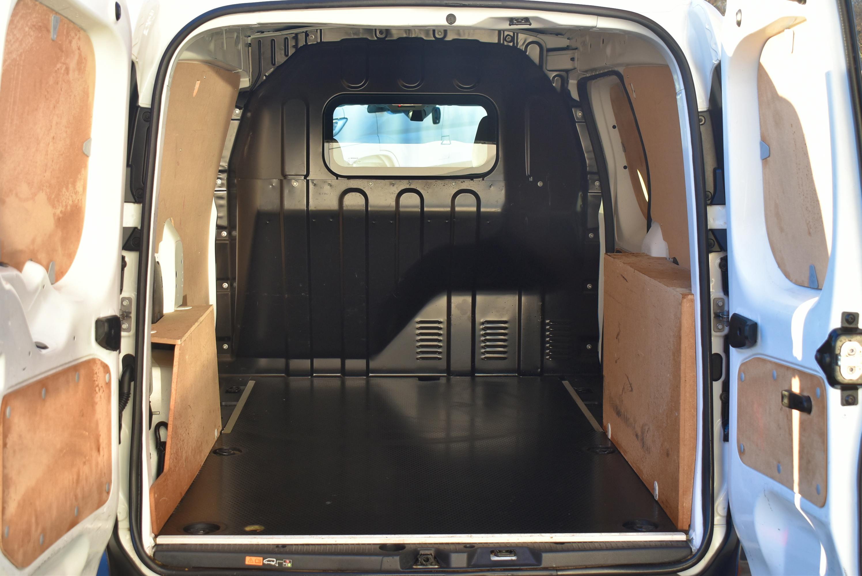 Renault Express  1.5 BLUE DCI 95CH CONFORT 22 occasion - Photo 9