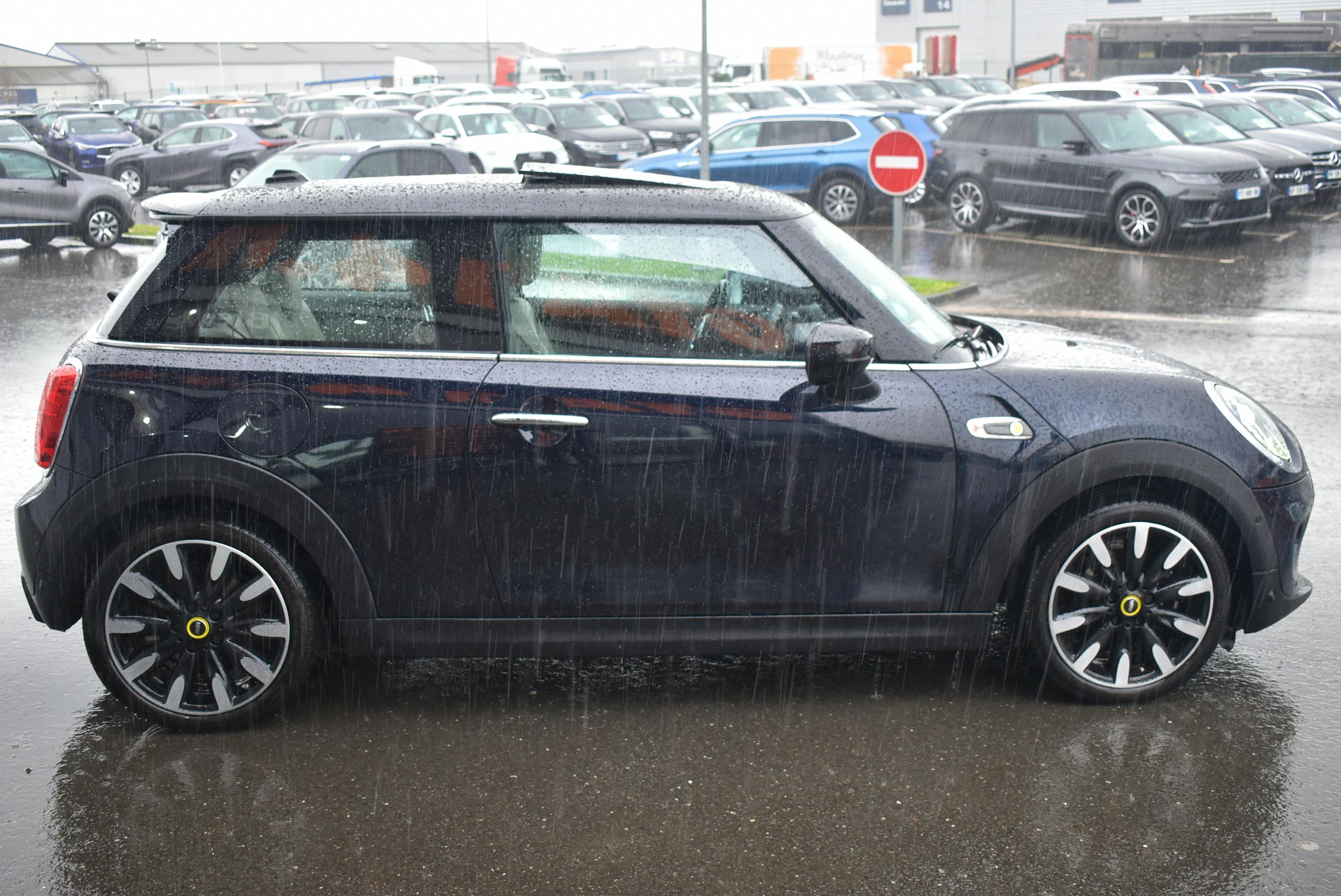 Mini Mini  COOPER SE 184CH EDITION GREENWICH BVA occasion - Photo 4