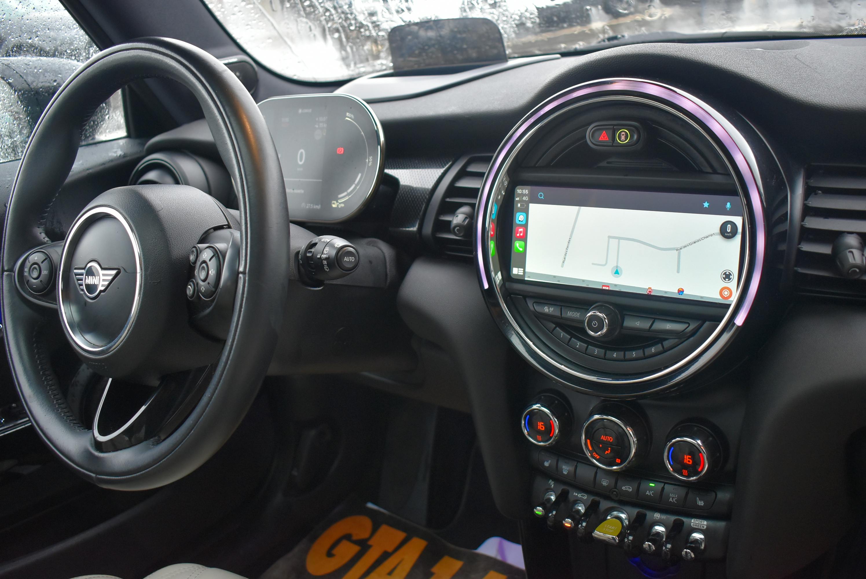 Mini Mini  COOPER SE 184CH EDITION GREENWICH BVA occasion - Photo 6