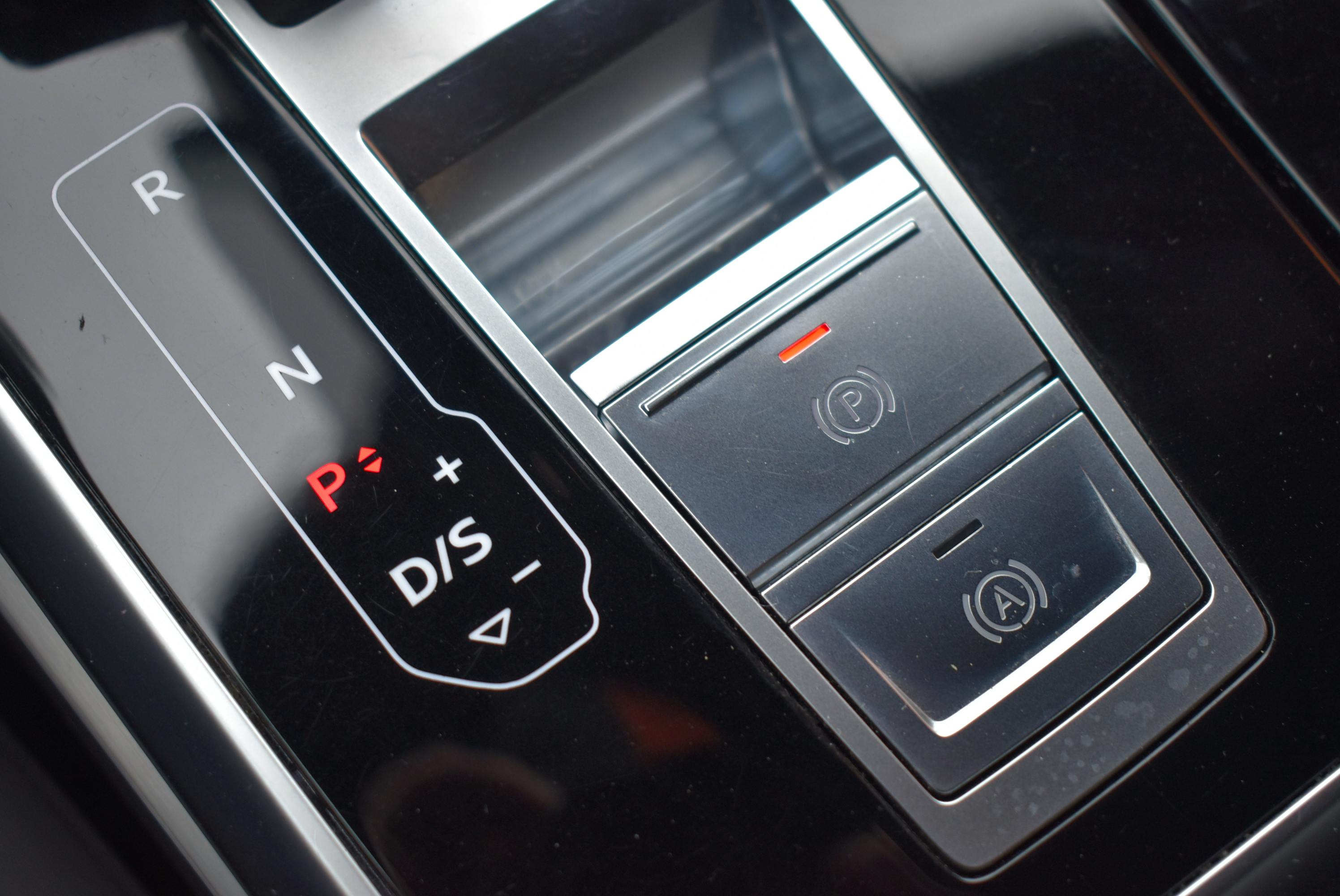 Audi Q7  60 TFSI E 456CH COMPETITION QUATTRO TIPTRONIC occasion - Photo 38