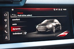 Audi A3 Sportback  30 TFSI 110CH MILD HYBRID DESIGN LUXE S TRONIC 7 occasion - Photo 30