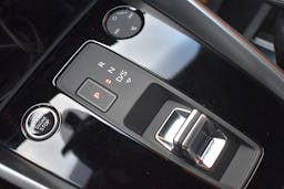 Audi A3 Sportback  30 TFSI 110CH MILD HYBRID DESIGN LUXE S TRONIC 7 occasion - Photo 35
