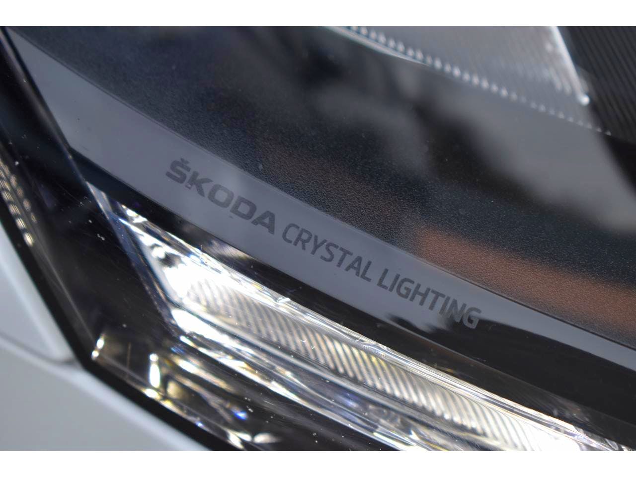 Skoda Fabia  1.0 TSI 95 ch BVM5 Ambition + CARPLAY occasion - Photo 38