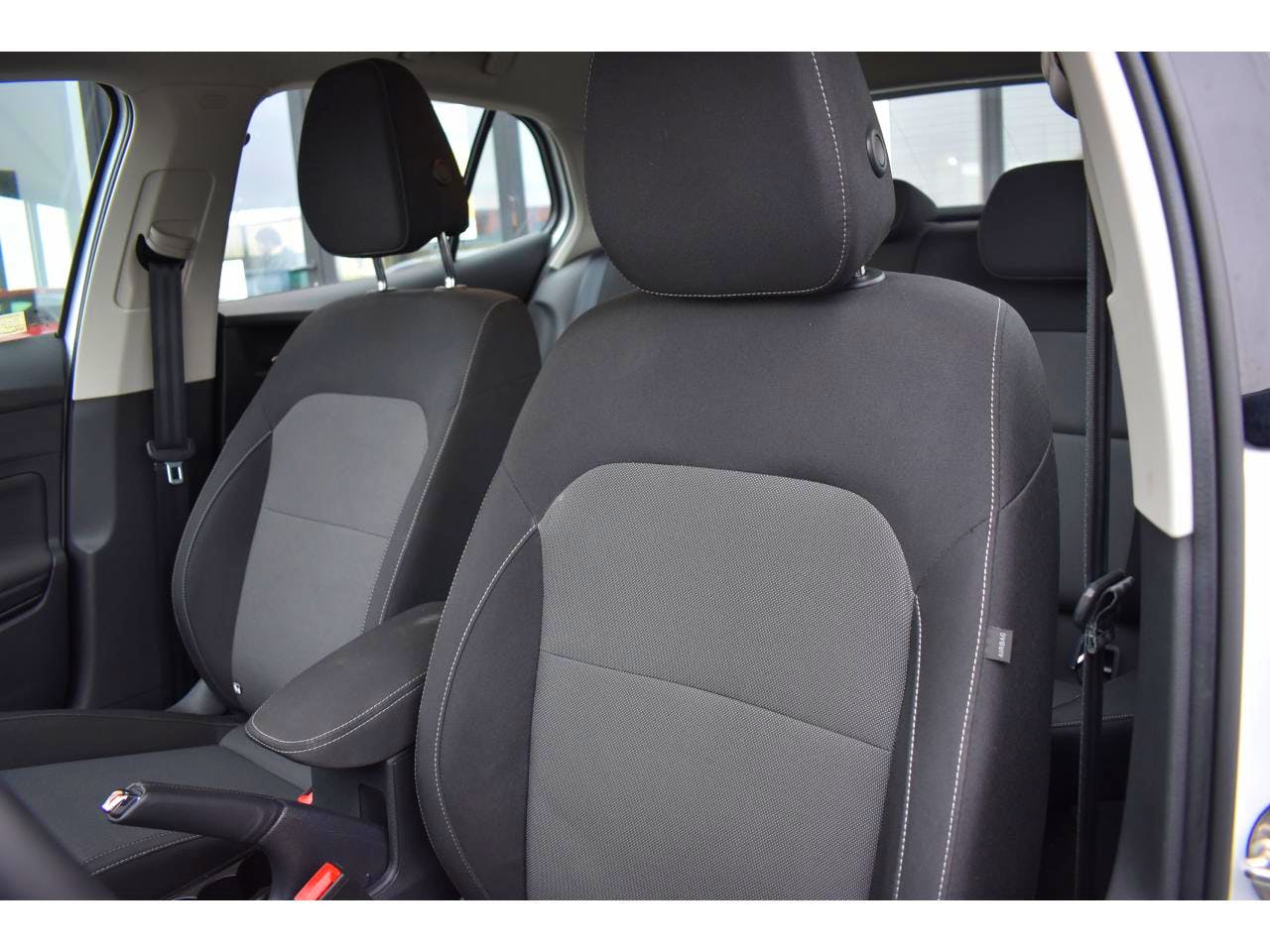 Skoda Fabia  1.0 TSI 95CH AMBITION PACK + CARPLAY occasion - Photo 15