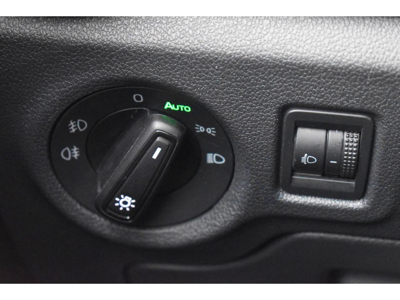 Skoda Fabia  1.0 TSI 95CH CONFORT + CARPLAY occasion - Photo 21