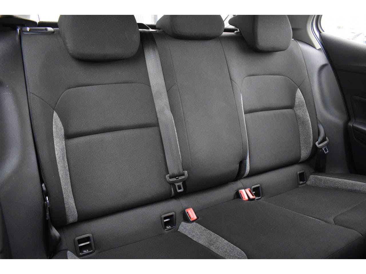 Skoda Fabia  1.0 TSI 95CH CONFORT + CARPLAY occasion - Photo 5