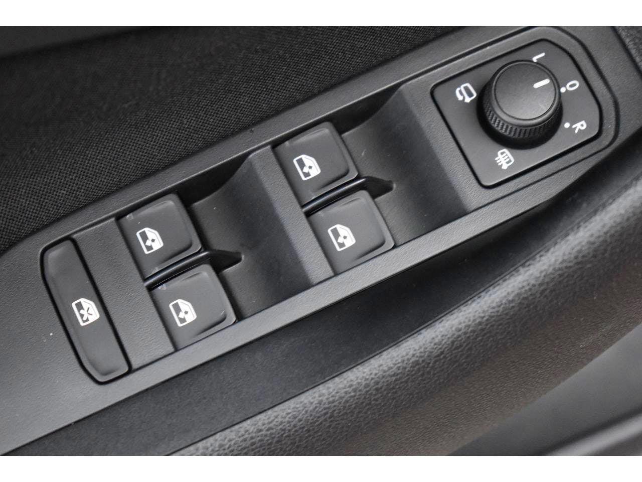 Skoda Scala  1.0 TSI 110CH AMBITION PACK DESIGN + CONFORT + CARPLAY occasion - Photo 11