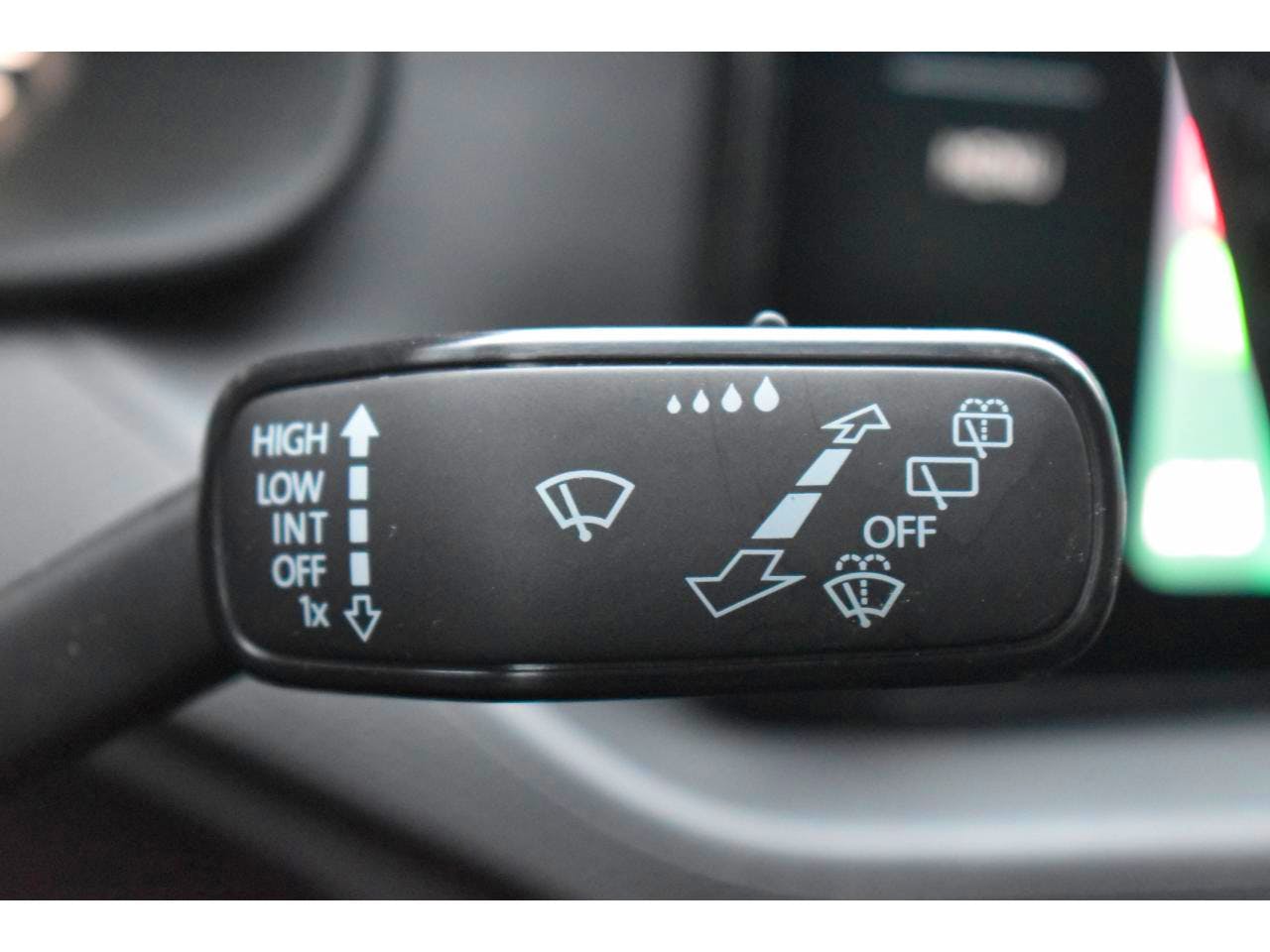 Skoda Scala  1.0 TSI 110CH AMBITION PACK DESIGN + CONFORT + CARPLAY occasion - Photo 25