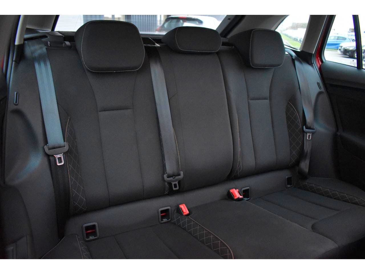Skoda Scala  1.0 TSI 110CH AMBITION PACK DESIGN + CONFORT + CARPLAY occasion - Photo 5
