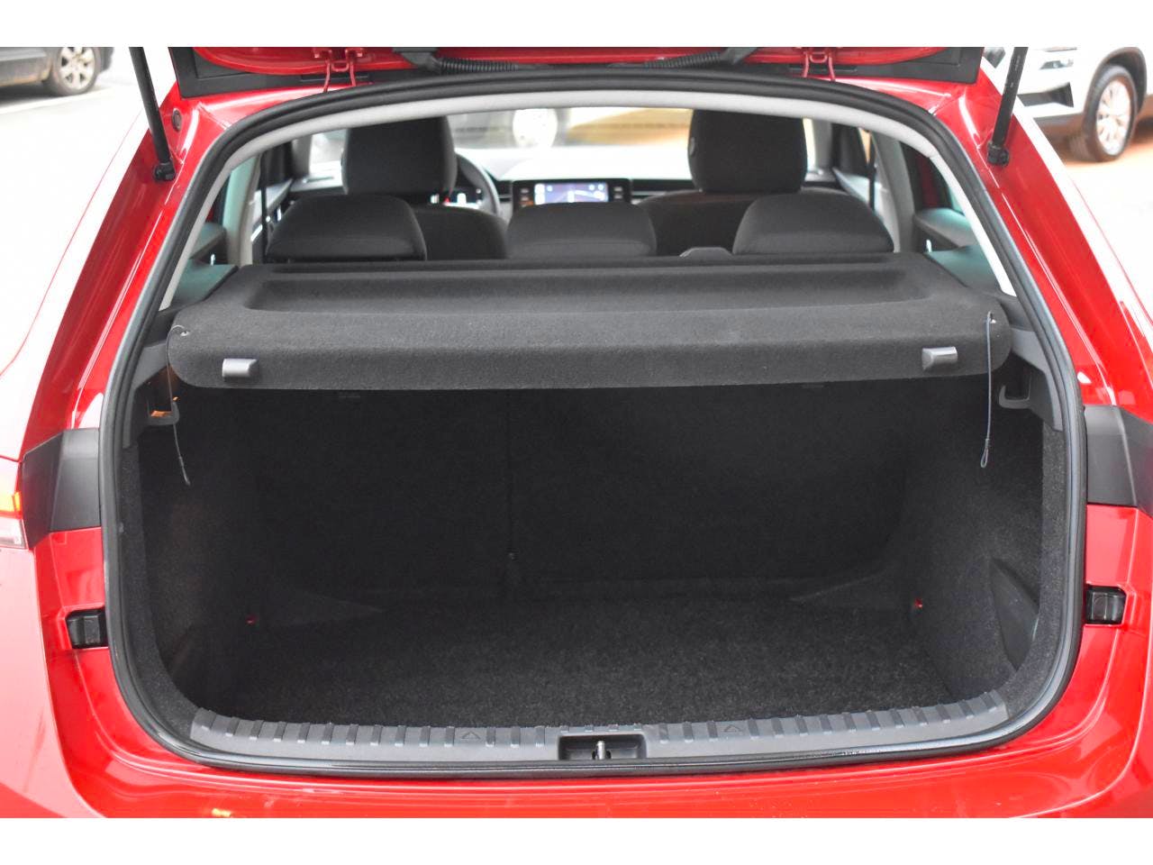 Skoda Scala  1.0 TSI 110CH AMBITION PACK DESIGN + CONFORT + CARPLAY occasion - Photo 9