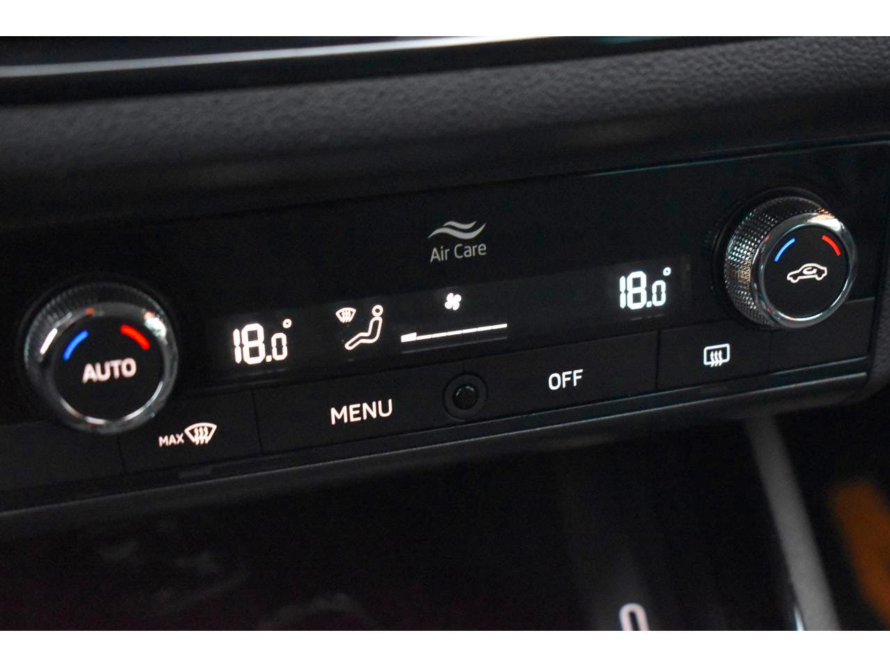 Skoda Scala  1.0 TSI 110CH AMBITION PACK DESIGN + CONFORT + CARPLAY occasion - Photo 12