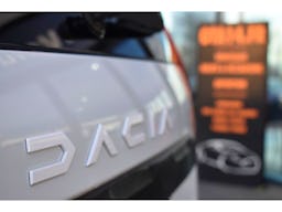Dacia Jogger  TCe 110 7 places Expression +CAMERA + CARPLAY occasion - Photo 19