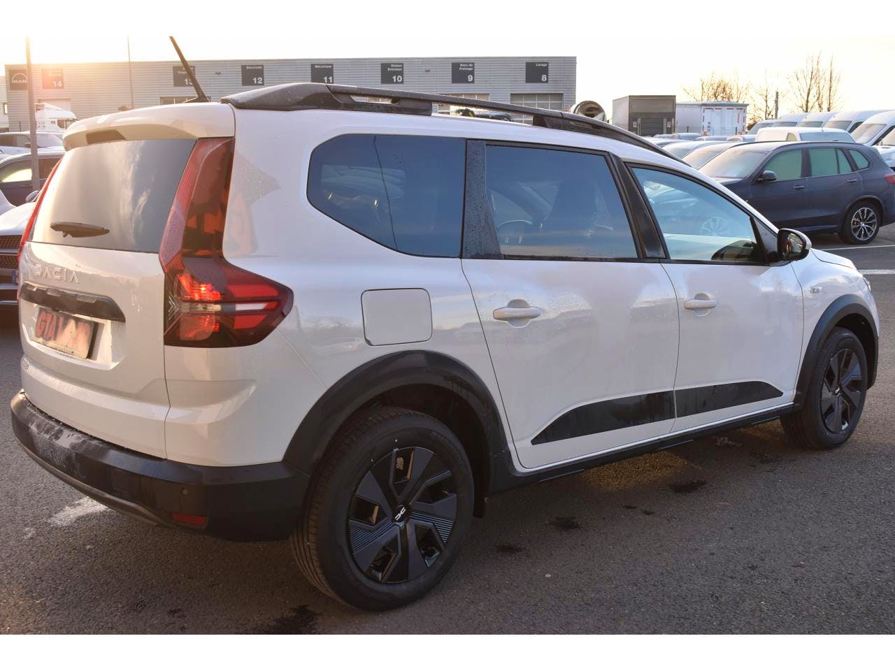 Dacia Jogger  TCe 110 7 places Expression +CAMERA + CARPLAY occasion - Photo 2