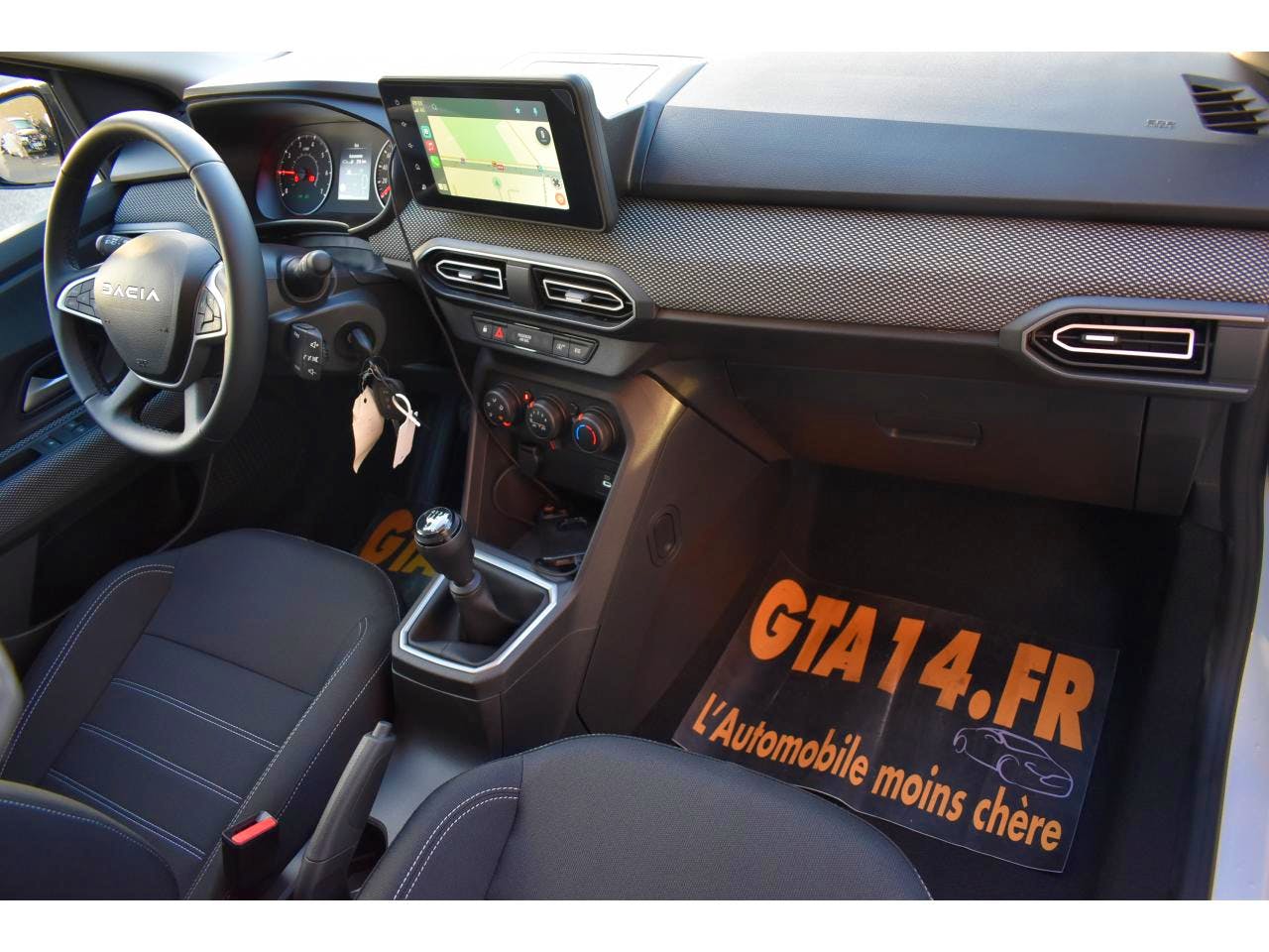 Dacia Jogger  TCe 110 7 places Expression +CAMERA + CARPLAY occasion - Photo 3