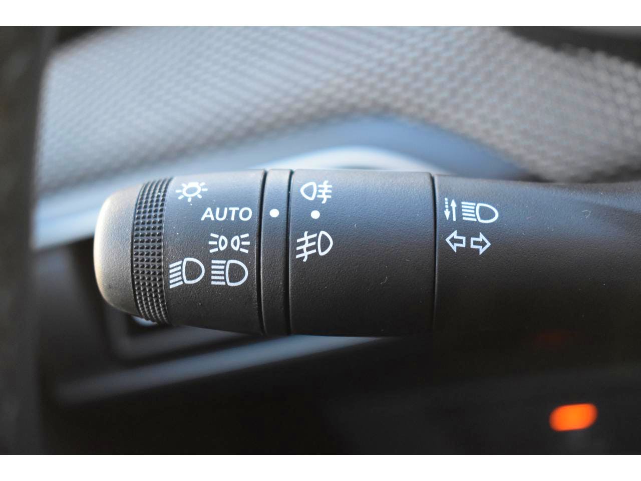 Dacia Jogger  TCe 110 7 places Expression +CAMERA + CARPLAY occasion - Photo 23
