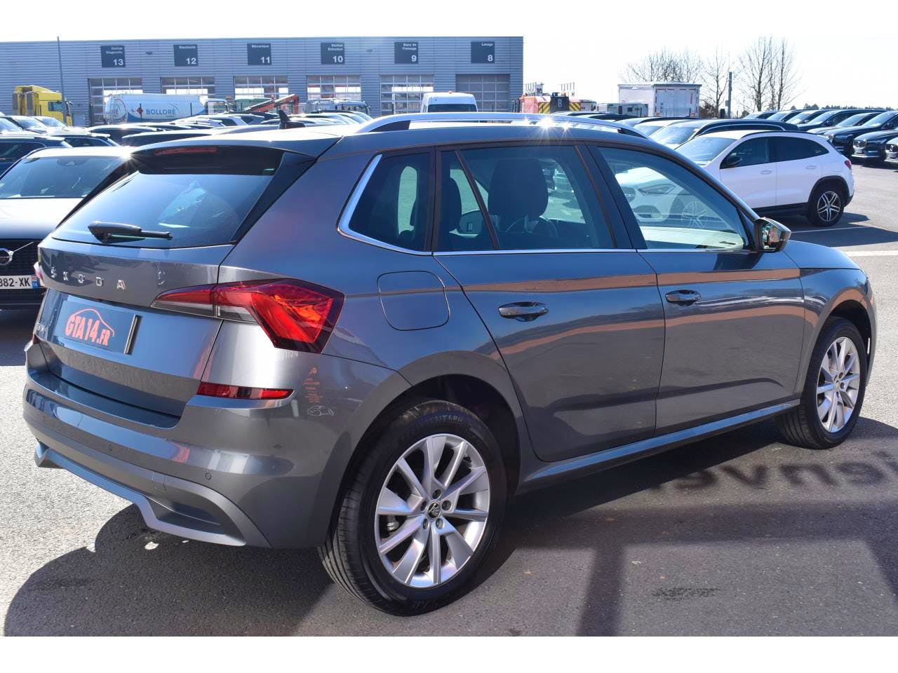 Skoda Kamiq  1.0 TSI Evo 110 ch BVM6 Ambition + CARPLAY occasion - Photo 2
