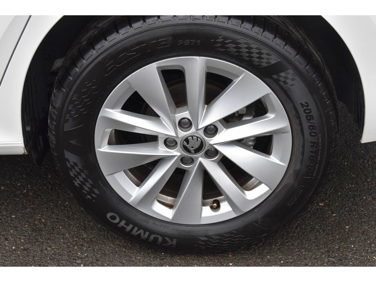 Skoda Kamiq  1.0 TSI EVO 110CH AMBITION  + CARPLAY occasion - Photo 31