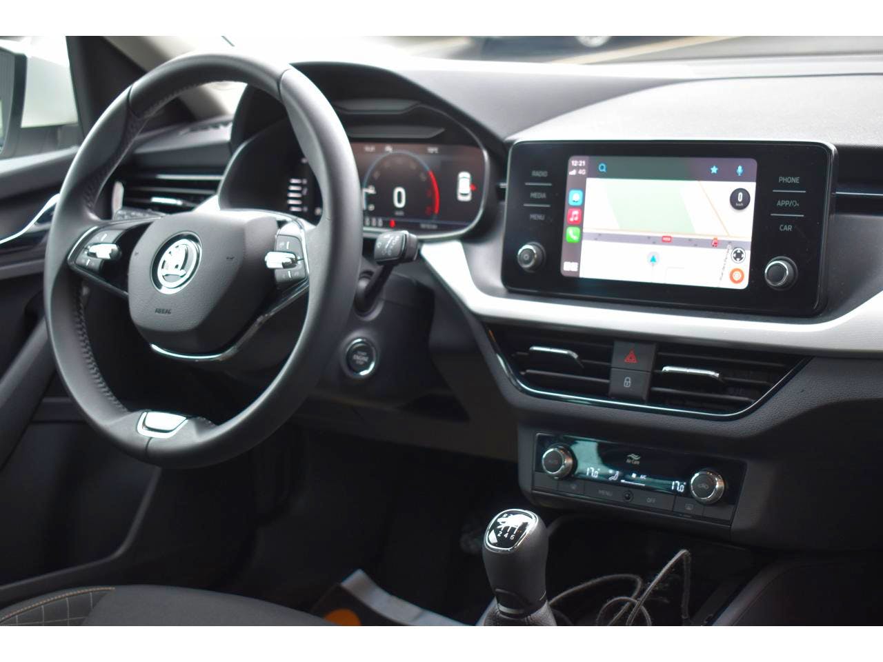 Skoda Kamiq  1.0 TSI EVO 110CH AMBITION  + CARPLAY occasion - Photo 5