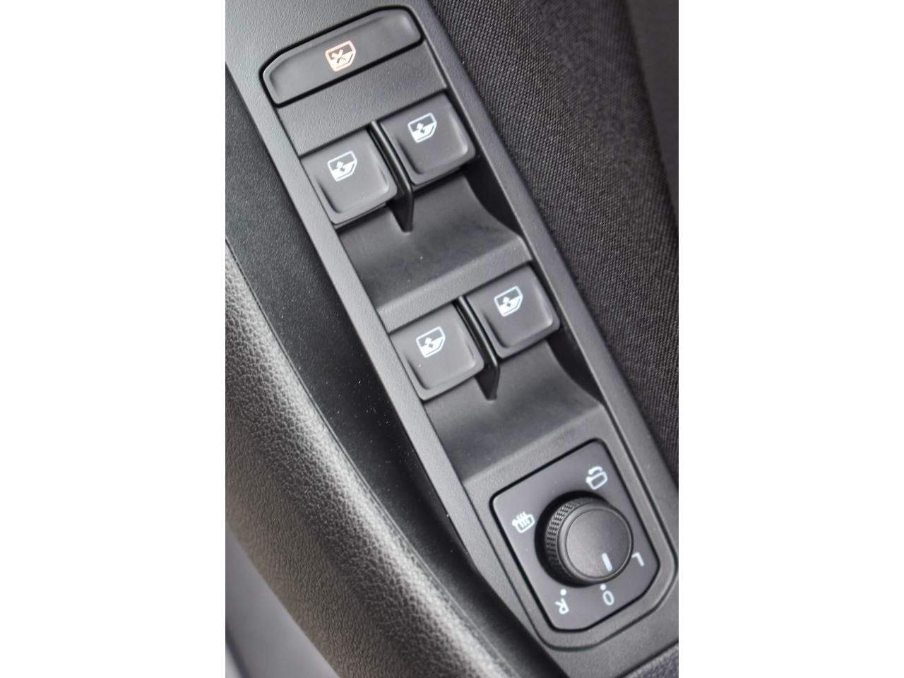 Skoda Kamiq  1.0 TSI Evo 110 ch BVM6 Ambition + CARPLAY occasion - Photo 10