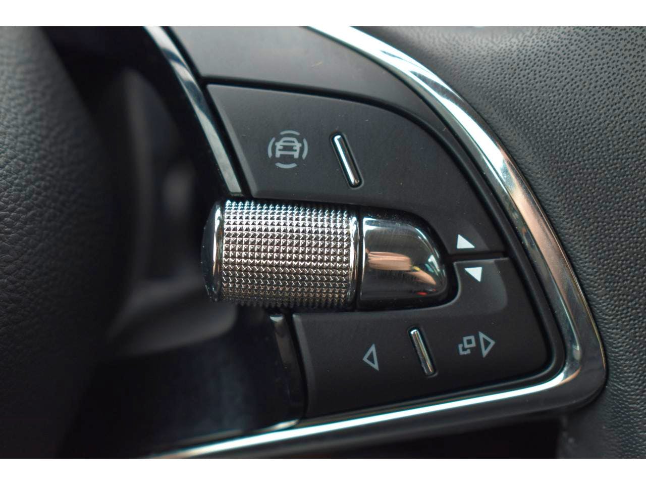 Skoda Kamiq  1.0 TSI Evo 110 ch BVM6 Ambition + CARPLAY occasion - Photo 23