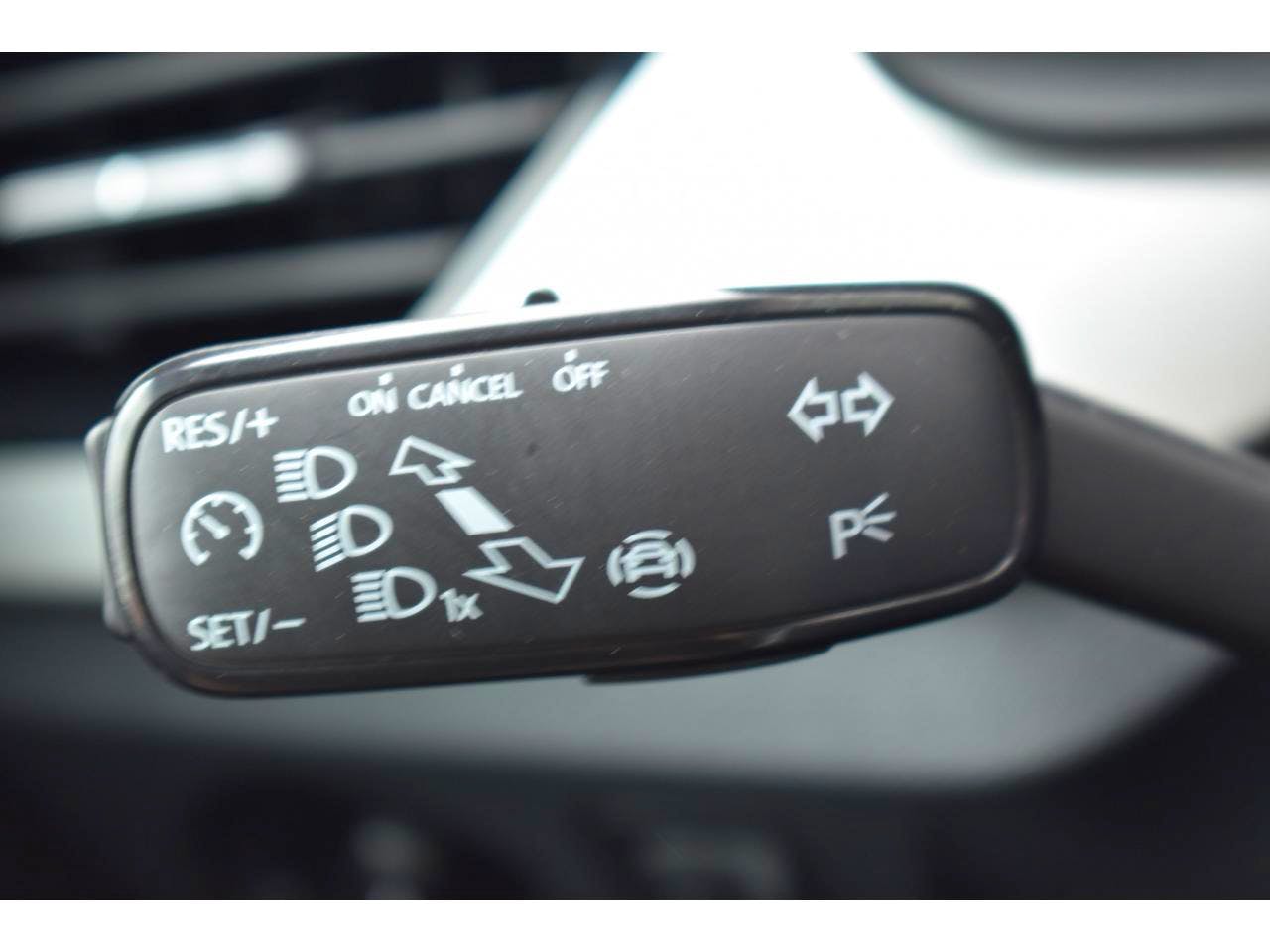 Skoda Kamiq  1.0 TSI Evo 110 ch BVM6 Ambition + CARPLAY occasion - Photo 24
