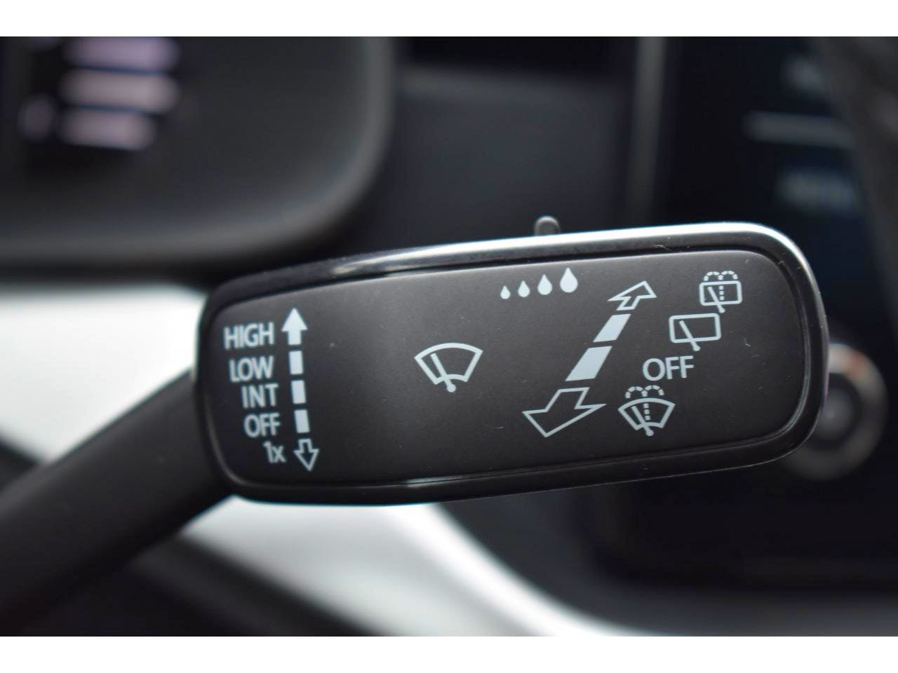 Skoda Kamiq  1.0 TSI Evo 110 ch BVM6 Ambition + CARPLAY occasion - Photo 25