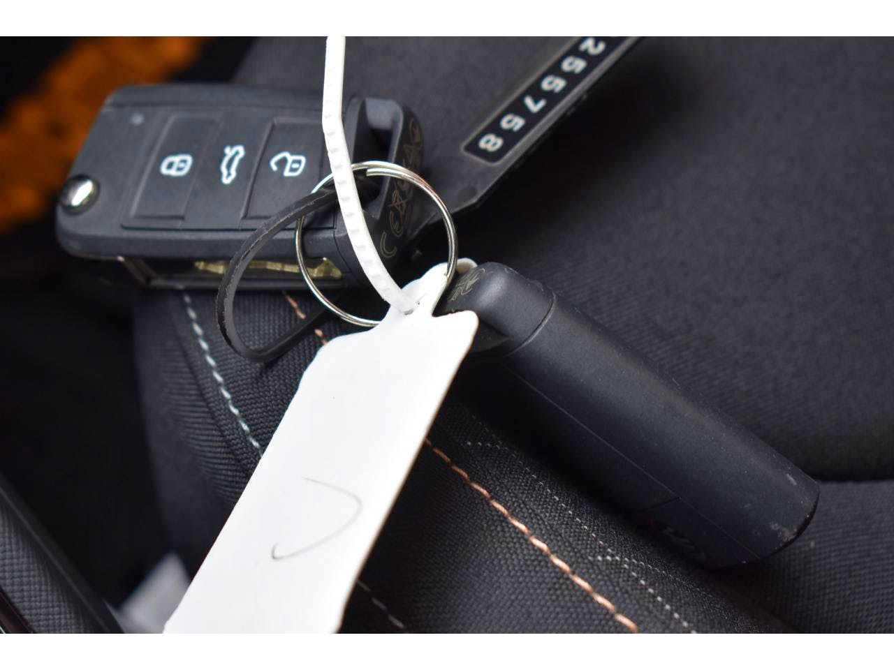 Skoda Kamiq  1.0 TSI Evo 110 ch BVM6 Ambition + CARPLAY occasion - Photo 28