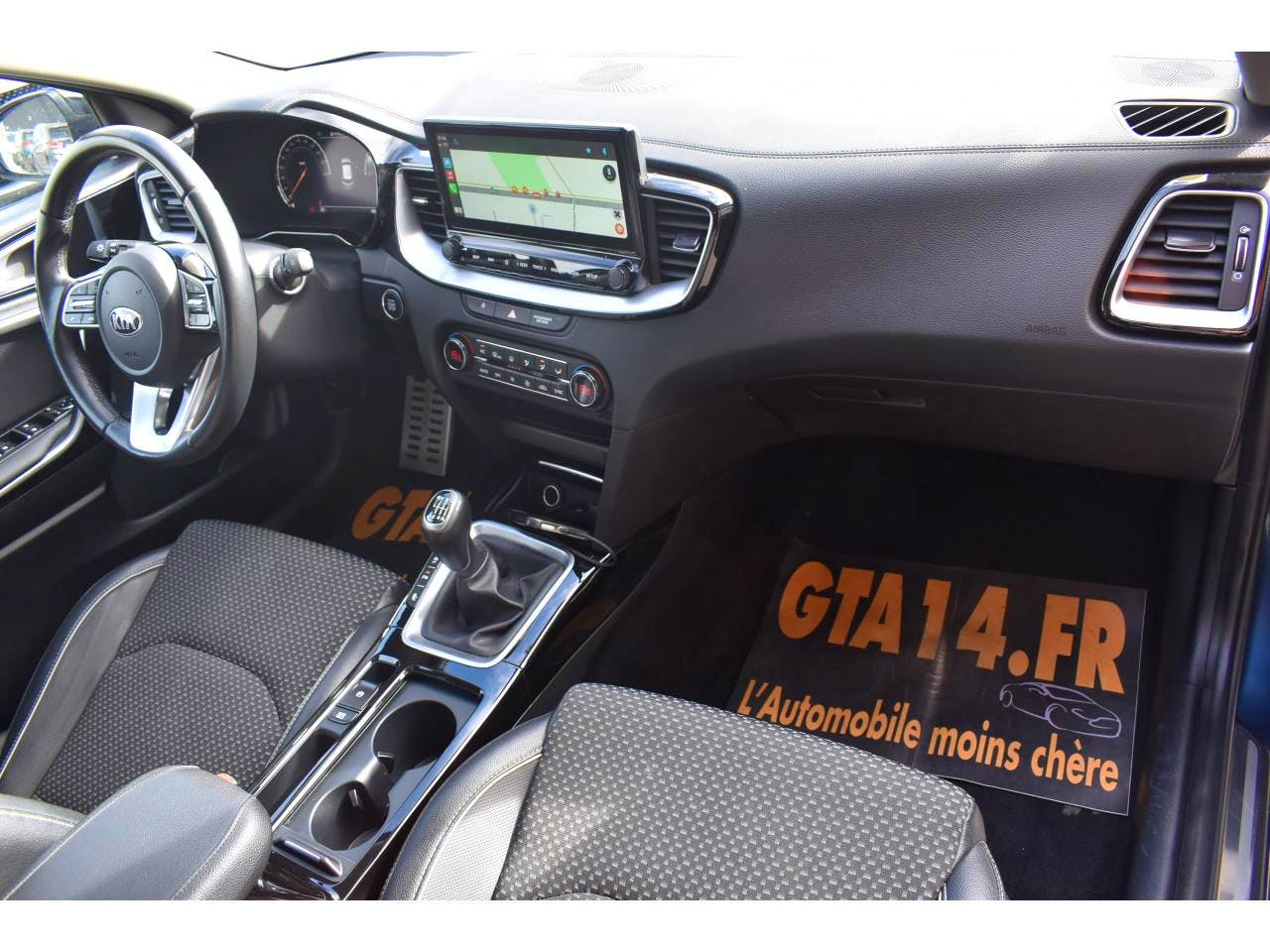 Kia XCeed  1.6l CRDi 136 ch BVM6 ISG LAUNCH EDITION occasion - Photo 3