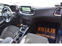Kia XCeed  1.6l CRDi 136 ch BVM6 ISG LAUNCH EDITION occasion - Photo 3