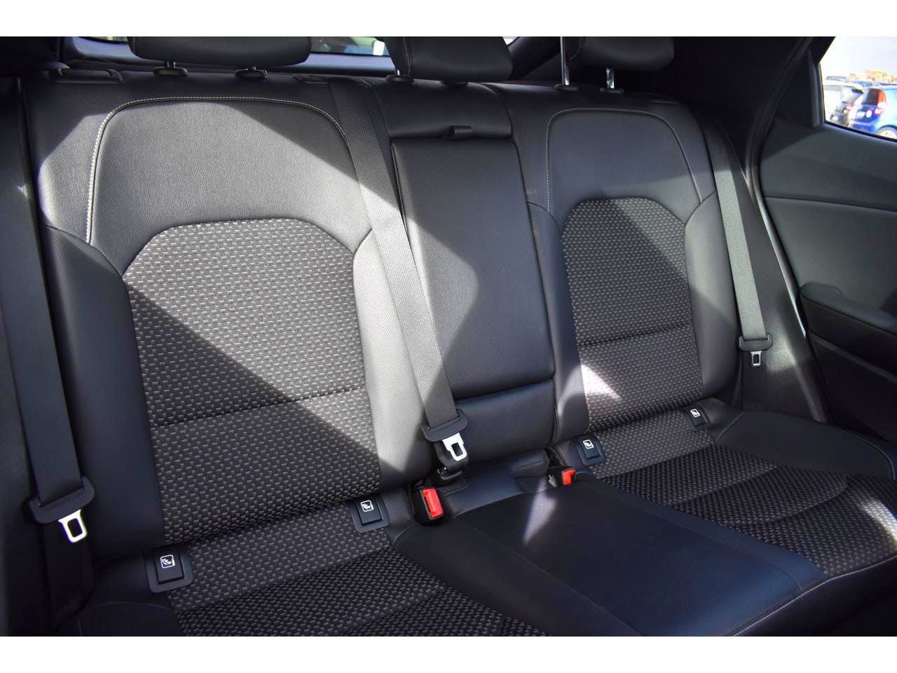 Kia XCeed  1.6l CRDi 136 ch BVM6 ISG LAUNCH EDITION occasion - Photo 5