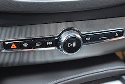 Volvo XC90  T8 AWD 303 + 87CH R-DESIGN GEARTRONIC occasion - Photo 35