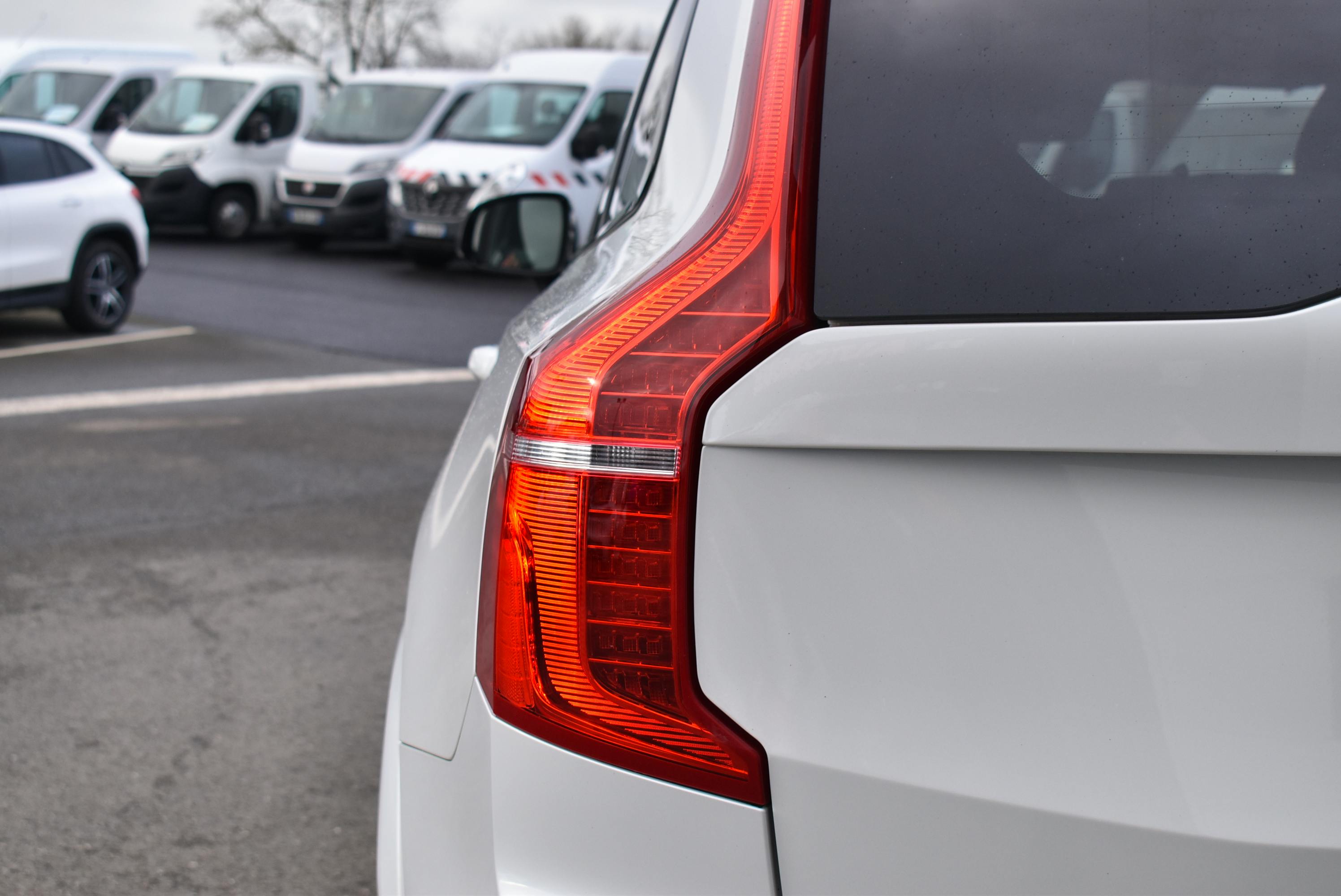Volvo XC90  T8 AWD 303 + 87CH R-DESIGN GEARTRONIC occasion - Photo 45