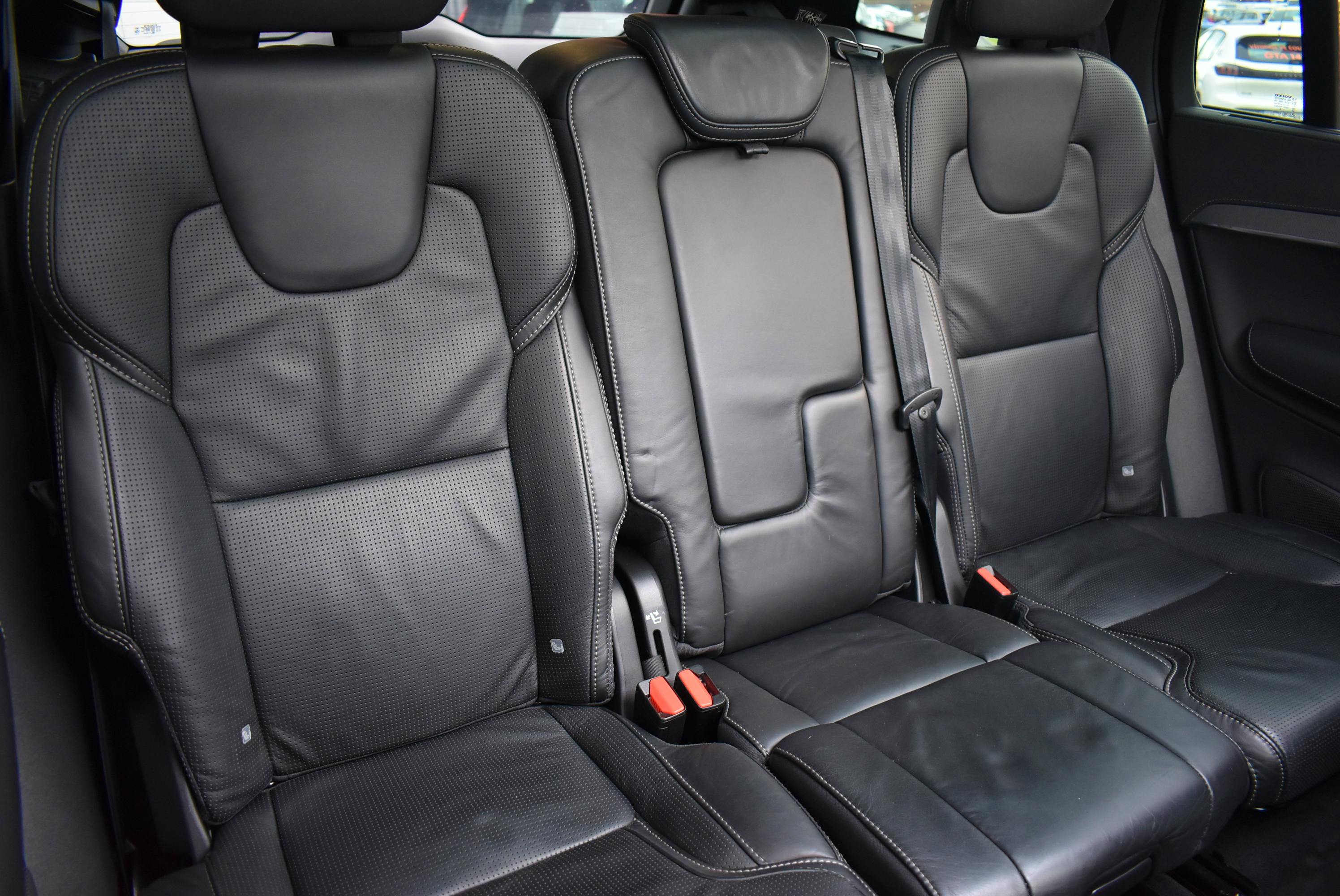Volvo XC90  T8 AWD 303 + 87CH R-DESIGN GEARTRONIC occasion - Photo 5