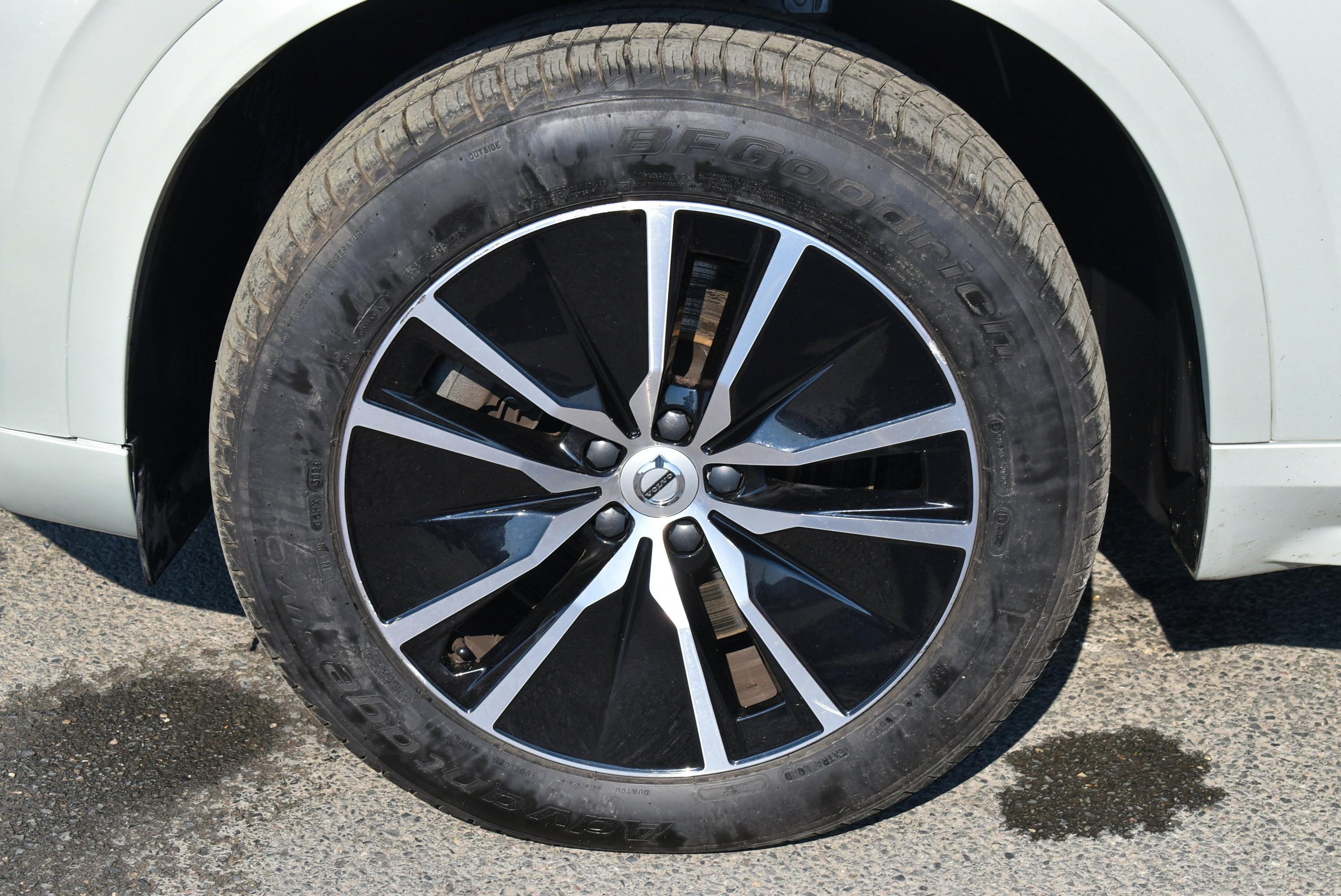 Volvo XC90  T8 AWD 303 + 87CH MOMENTUM GEARTRONIC occasion - Photo 16
